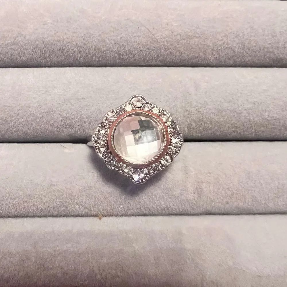 🤯5/$25🤯 NEW Silver Tone Ring With Diamond Crystal